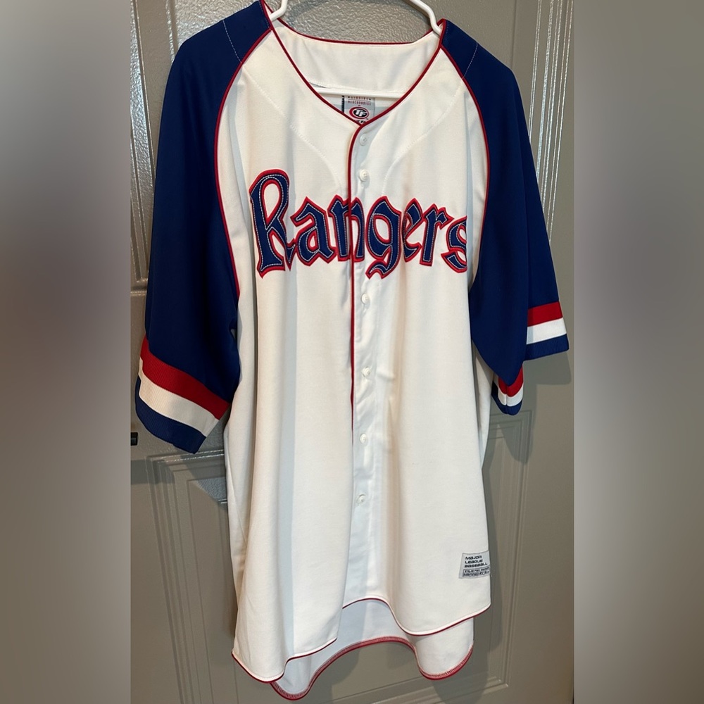 Texas Rangers MLB True Fan White Blue Red Jersey 100% Poly Men’s Size 2XL 50-52